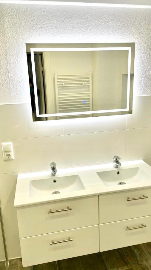 Geraeumiges City-Apartment Mit 2 Badezimmer Und Parkplaetzen D46-Og 奥尔登堡 外观 照片